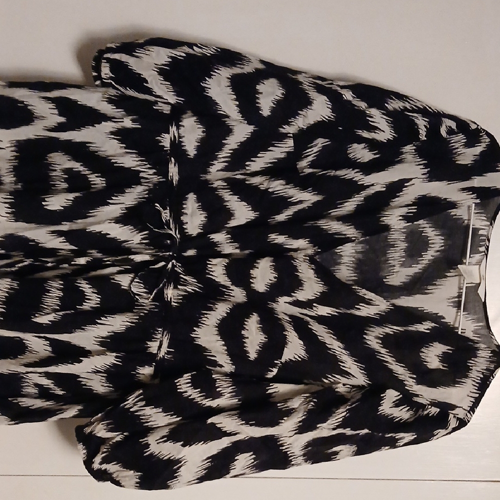 H&M Black and White Long Sleeve Dress - Picture 10 of 10